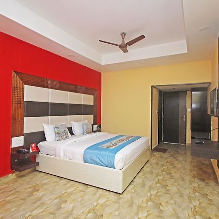 Hotel New Rajdarshan มาดิเครี ภายนอก รูปภาพ