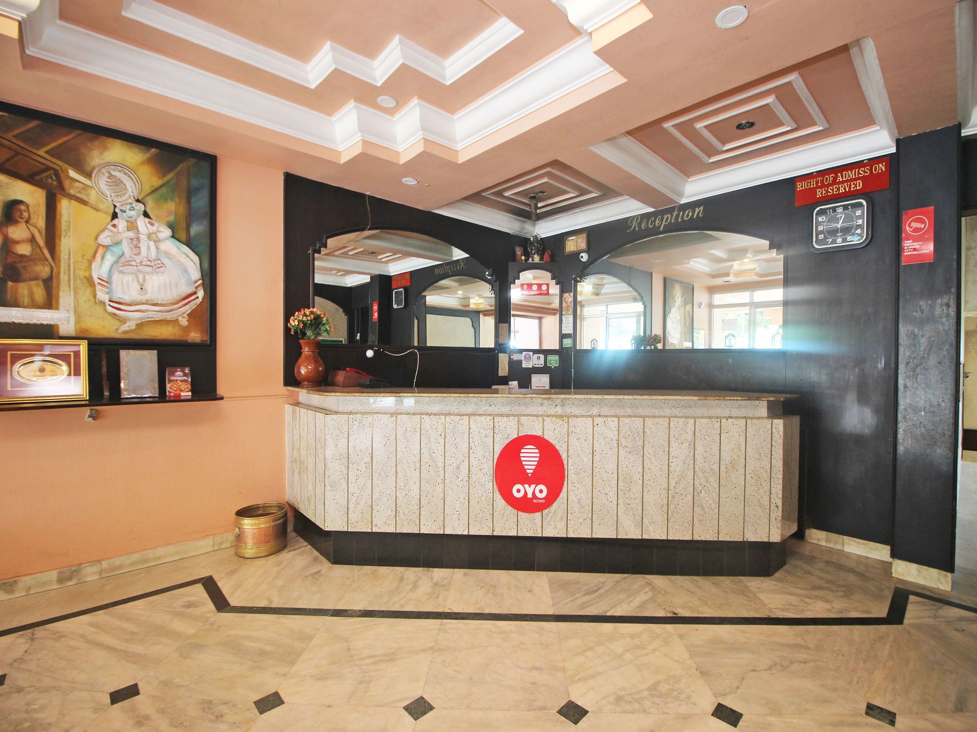Hotel New Rajdarshan มาดิเครี ภายนอก รูปภาพ