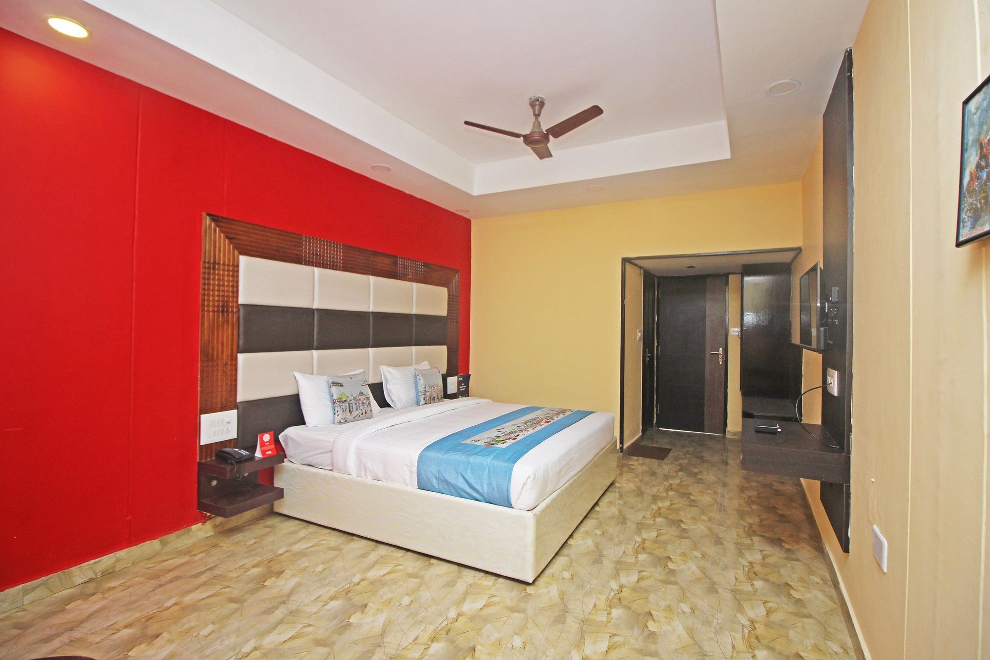 Hotel New Rajdarshan มาดิเครี ภายนอก รูปภาพ